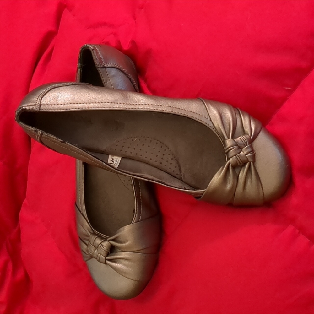 Merona flats size 8